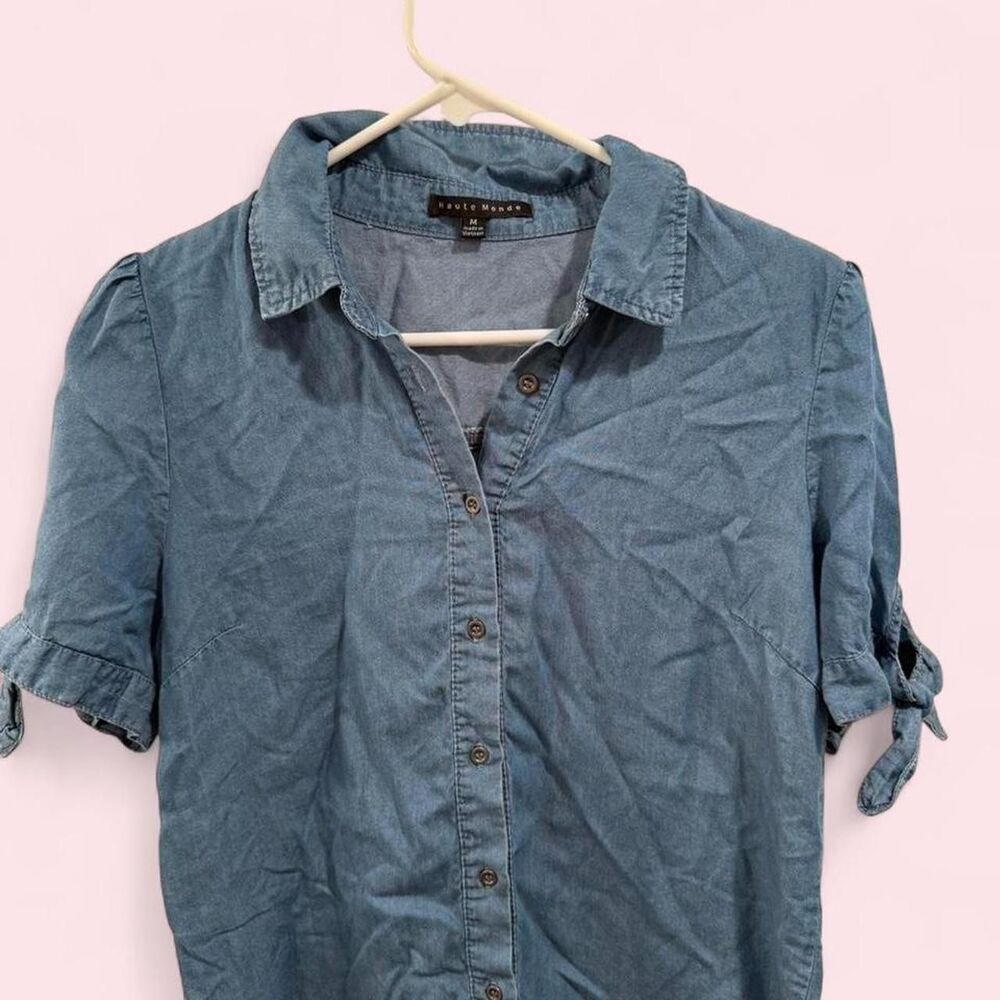 Haute Monde Blue denim button up shirt with rolled sleeves. Size M